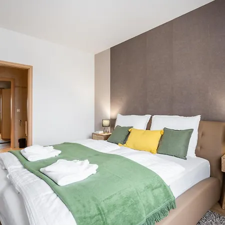 Zattera Deluxe - Free Parking, Garage, Balkony *